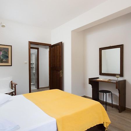 Venetia Apartments Монемвазия Экстерьер фото
