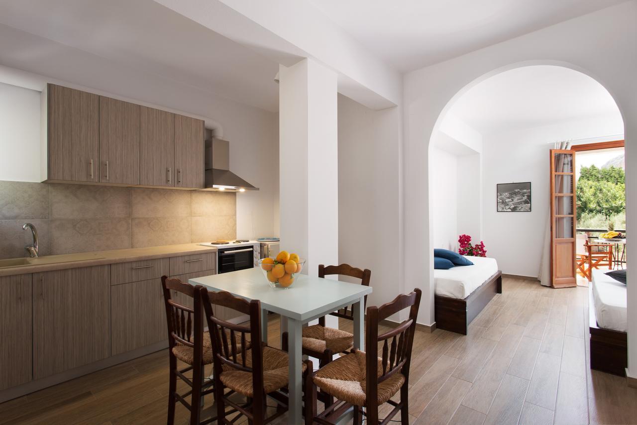 Venetia Apartments Монемвазия Экстерьер фото