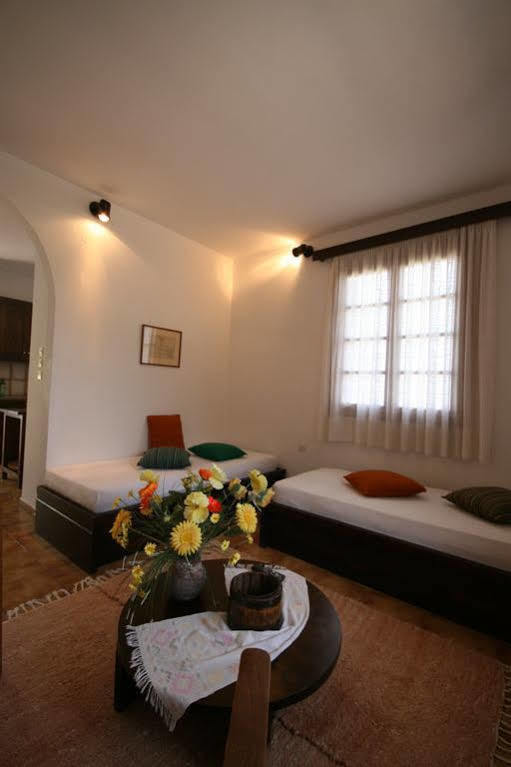 Venetia Apartments Монемвазия Экстерьер фото