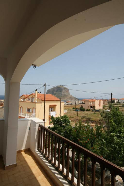 Venetia Apartments Монемвазия Экстерьер фото